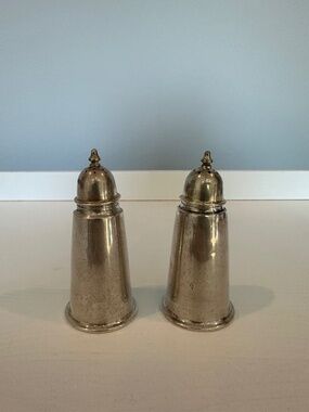 Vintage Wallace Sterling Silver #124 Salt & Pepper Shakers Pair 3.5"